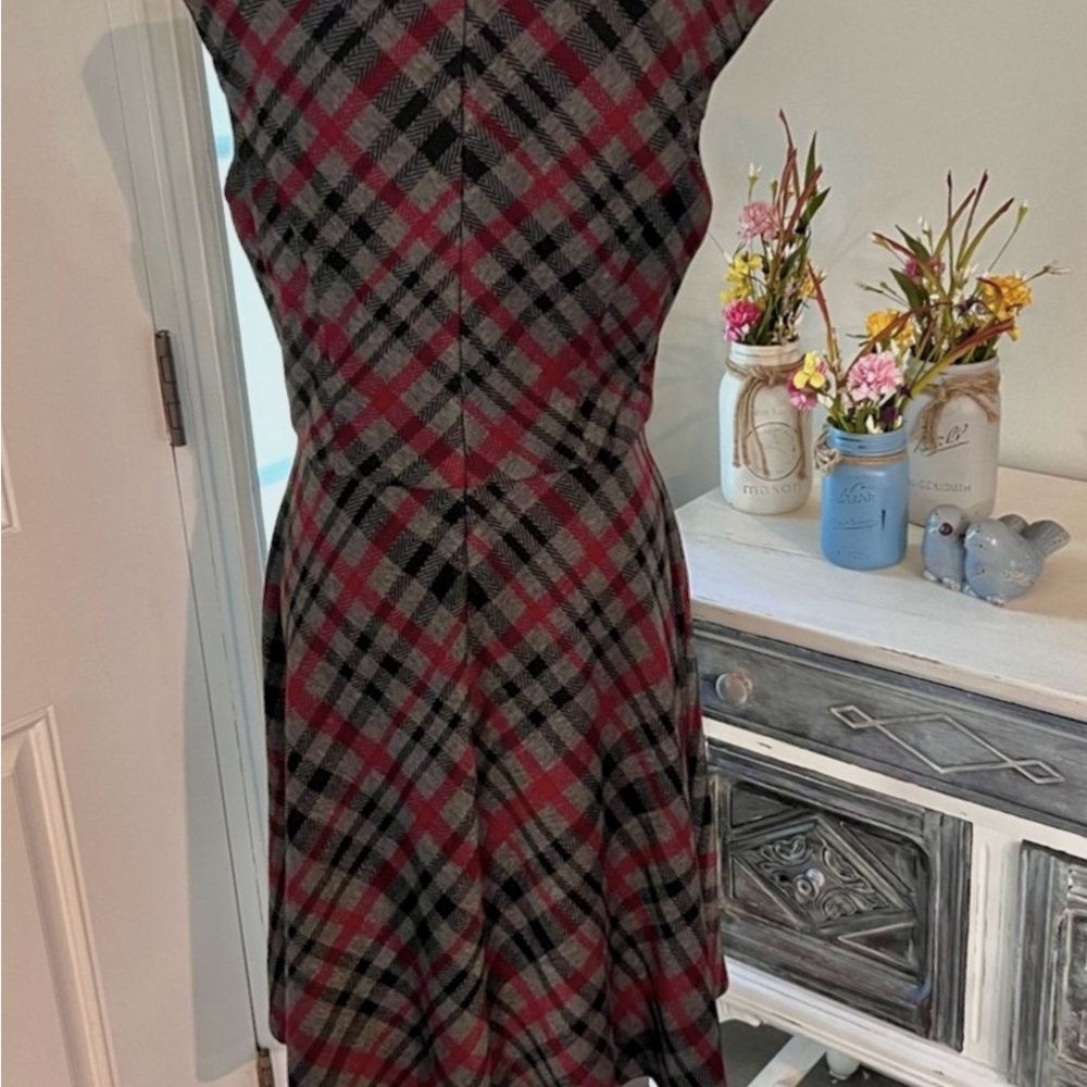 ✨ Maggy London Ellie Knit Dress – Size 10 ✨